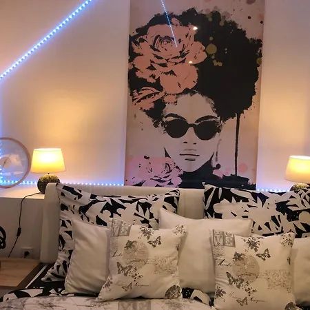 Zvonarska With Free Parking *