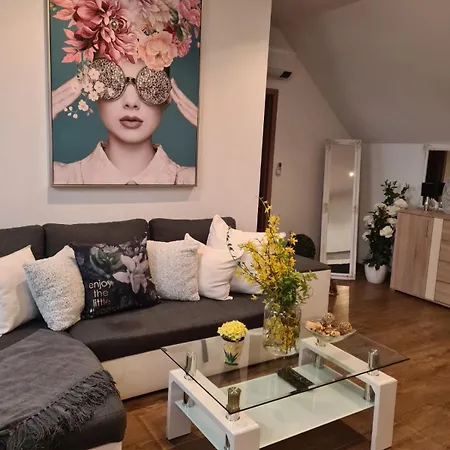 Zvonarska With Free Parking