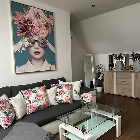 Zvonarska With Free Parking