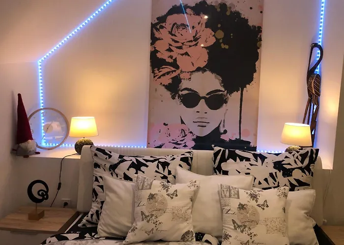 Zvonarska With Free Parking *