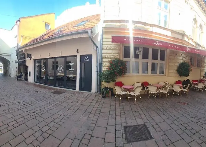 Zvonárska With Free Parking